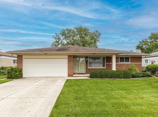 35774 Annette Dr, Sterling Heights, MI 48310