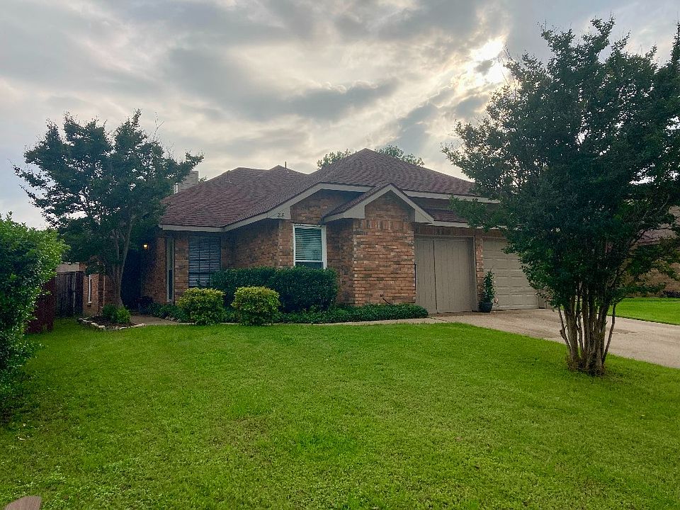 1st image of 218 Ironbark Dr