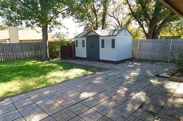 8232 Meadowbrook Dr — Photo 76