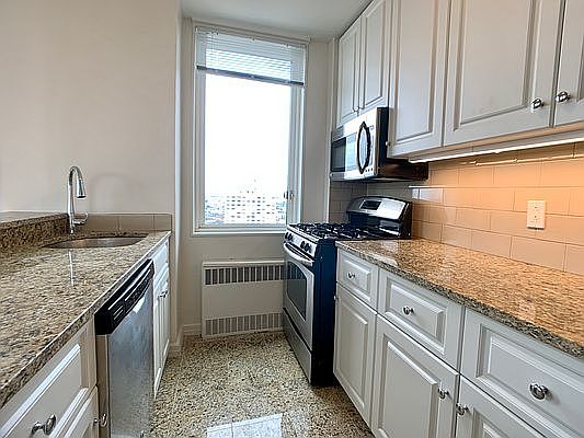 1st image of 401 E 80th St APT 32G