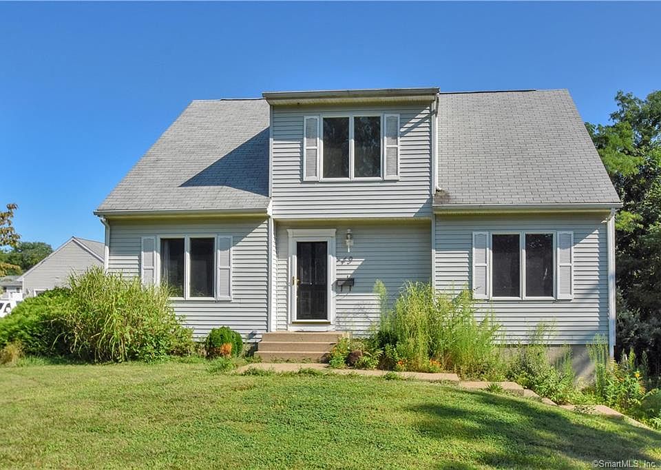 1st image of 49 Forest St