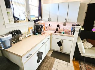 1500 W Birchwood Ave APT 1, Chicago, IL 60626