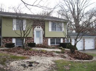 158 Strausser Rd, Jackson Center, PA 16133