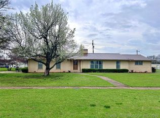 308 E Main St, Bokchito, OK 74726