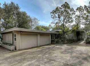 233 Melody Ln, Orinda, CA 94563