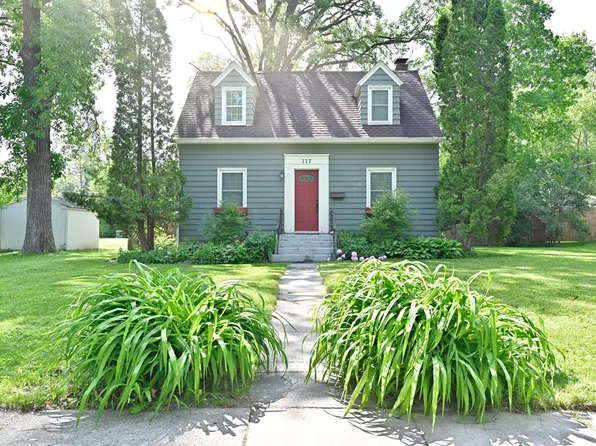 717 NE 3rd Ave, Grand Rapids, MN 55744