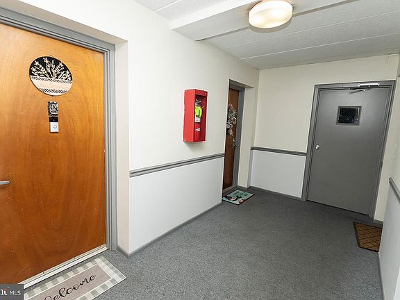 5th image of 1508 Valley Dr