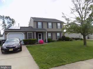 204 Queen Anne Dr, Williamstown, NJ 08094