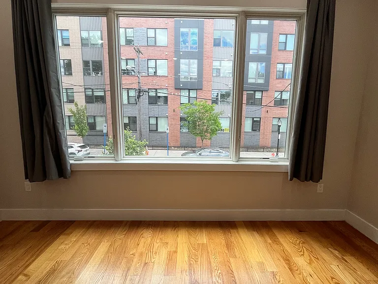 46 Yale Ave #1 — Photo 4