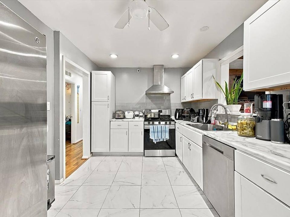 13691 Sherman Ave, photo 8