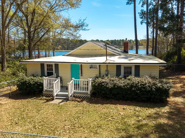 2112 Lake Shore Dr, Manning, SC 29102