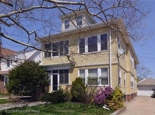 405 Mount Pleasant Ave, Providence, RI 02908