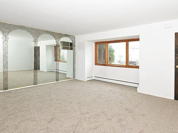 3rd image of 10 Doxsey Pl APT 1