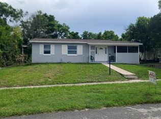 7102 Holiday Dr, Spring Hill, FL 34606