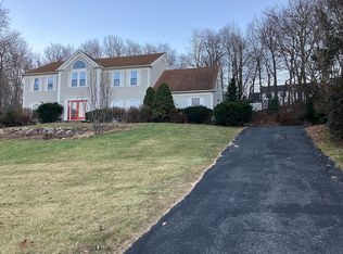 17 Keyes House Rd, Shrewsbury, MA 01545