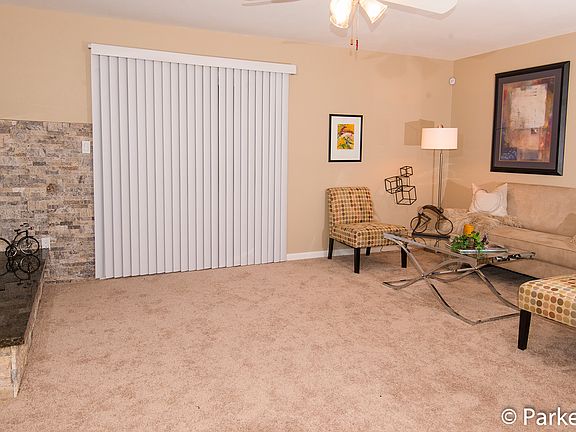 4th image of 690-690 Poplar Ave