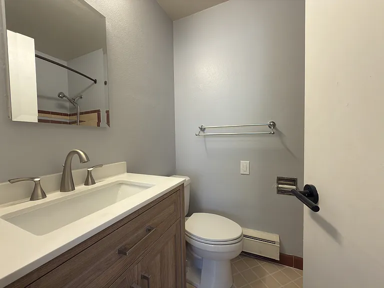 304 E Thomas St #4 — Photo 7