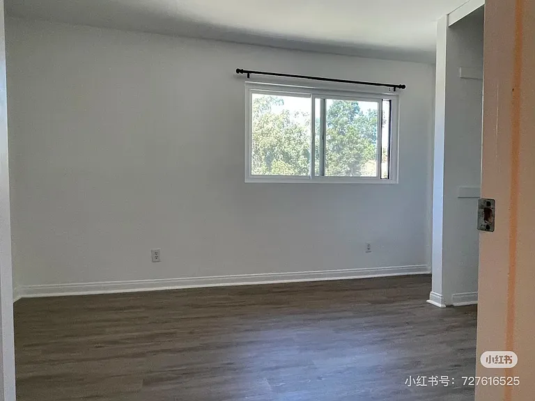 5381 Lake Murray Blvd — Photo 7