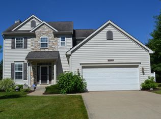 6776 Orchard Meadow Dr, Portage, MI 49024