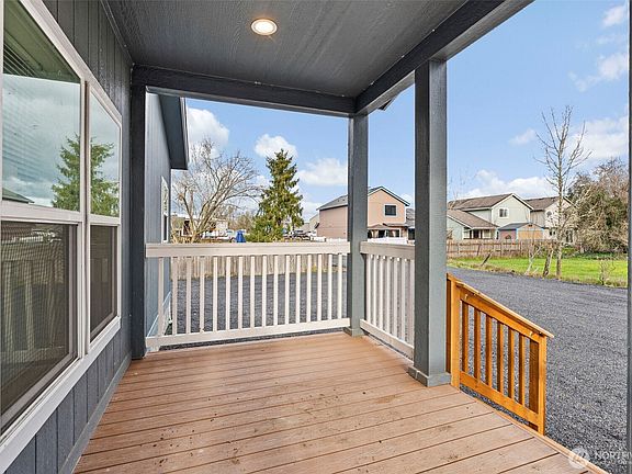 3rd image of 1257 SW Elzina Street
