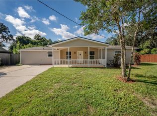 1104 W Camellia Dr, Brandon, FL 33510