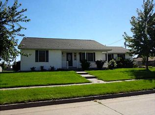 205 NE Elm St, Elkhart, IA 50073
