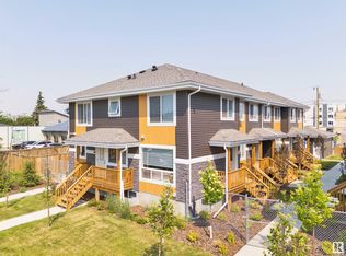 15822 100a Ave NW, Edmonton, AB T5P 0L8