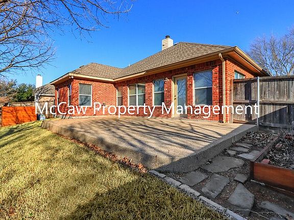 3rd image of 8151 Robertson Dr