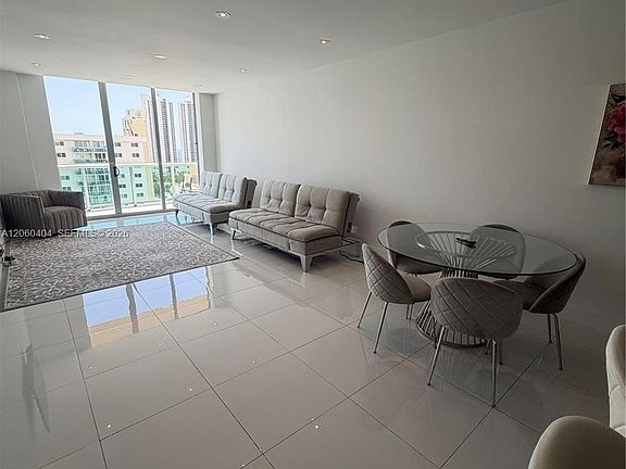 5th image of 19390 Collins Ave Penthouse 6