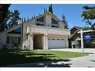 4141 Ruby Ave photo 1