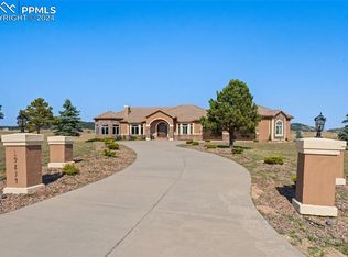 19834 Kershaw Ct, Monument, CO 80132