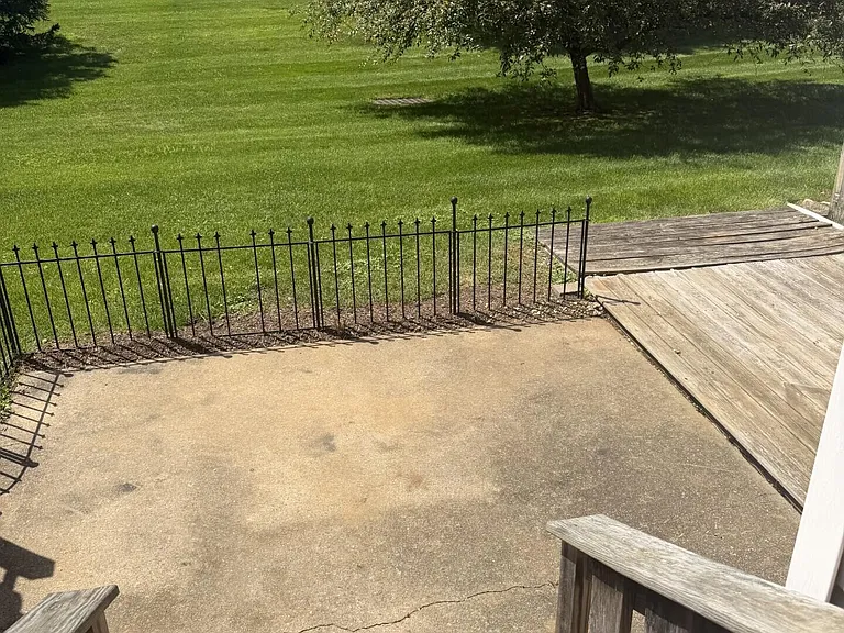 3904 Plowmans Ct — Photo 14