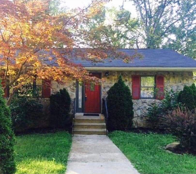 Street view of the home