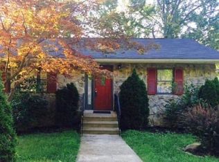 23 E Mountain Rd, Scranton, PA 18505