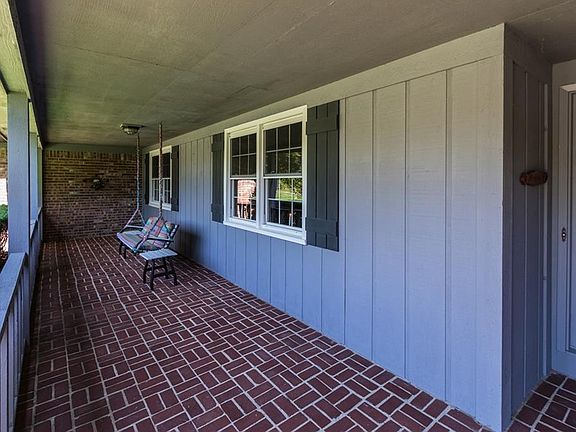 3rd image of 665 Morningside Dr