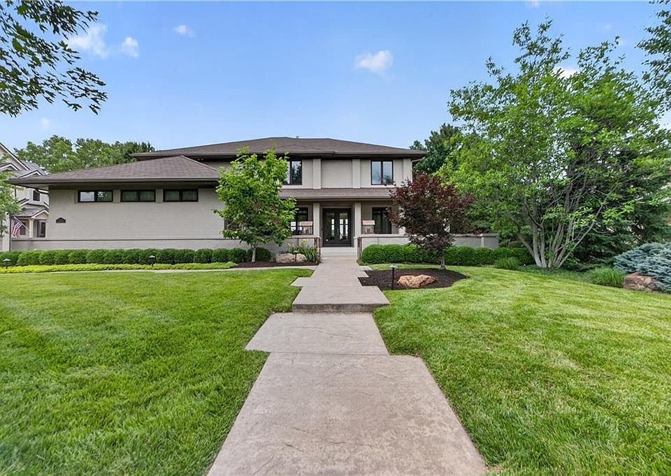 1st image of 5520 Golden Bear Dr