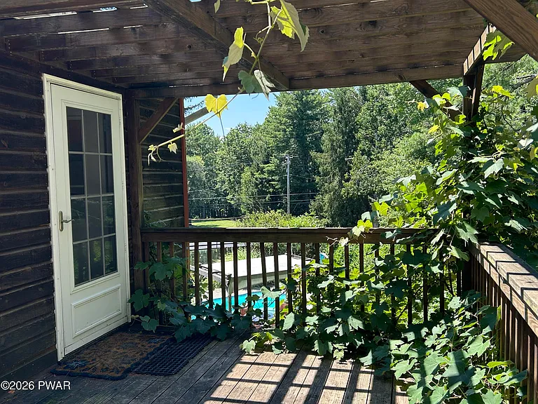 128 Shiny Mountain Rd — Photo 3