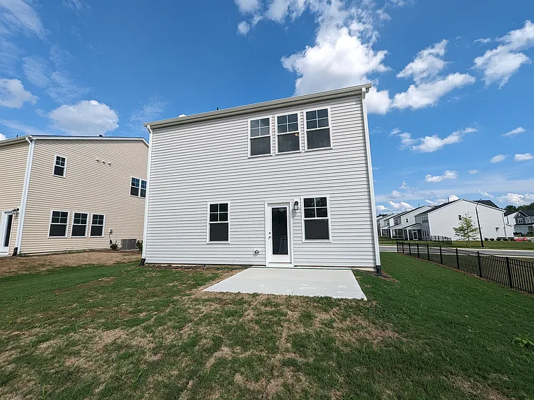 2609 Pikes Peak Dr — Photo 10