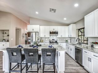 10925 E Bellflower Dr, Sun Lakes, AZ 85248