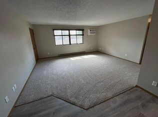 355 E State St #7, Iola, WI 54945