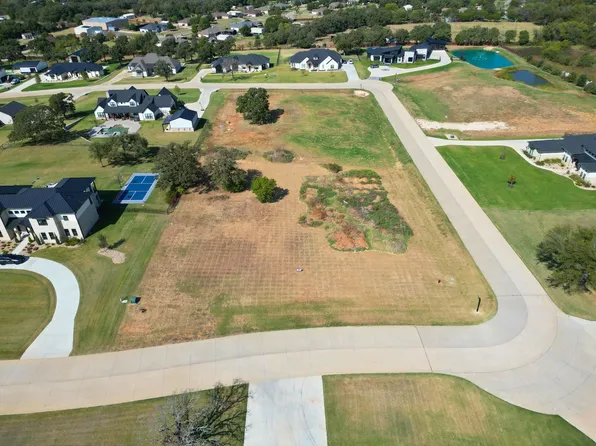 313 Mint Ridge Dr, Burleson, TX 76028