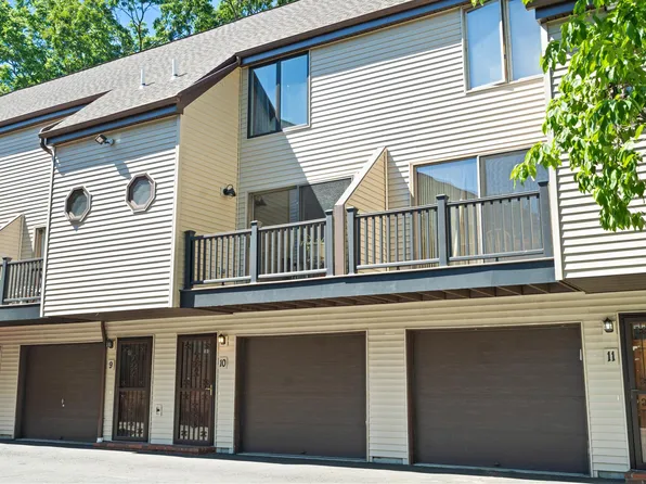 23 Compton St APT 8, New Haven, CT 06511