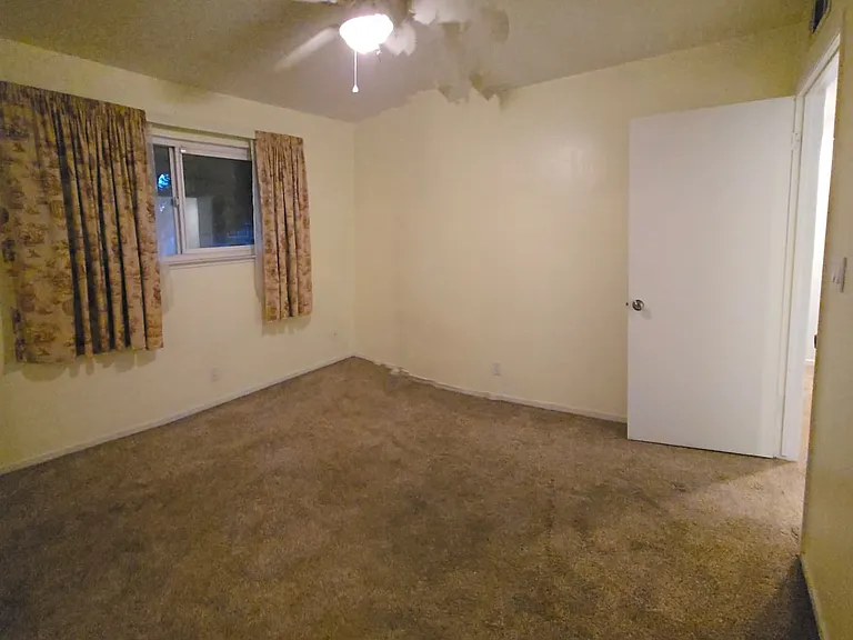 5170 E Huntington Ave — Photo 42