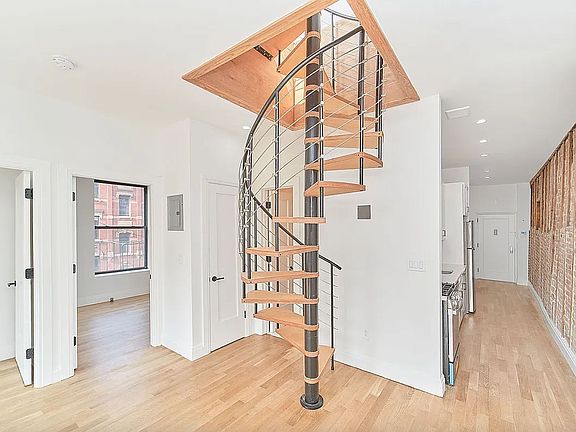 3rd image of 42 Market St #4A