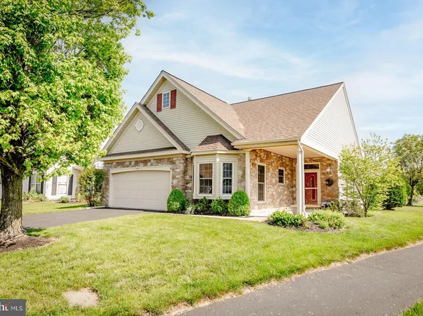 163 S Founders Ct, Warrington, PA 18976