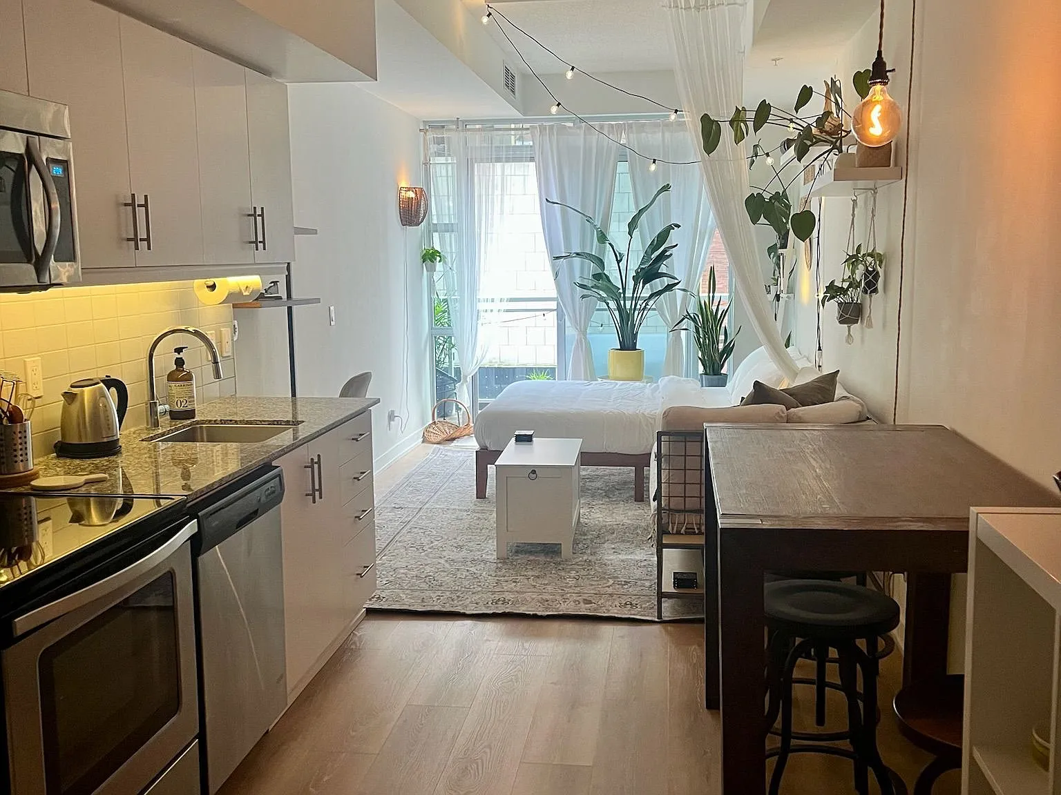 1 bed, $1,950 — Photo 2