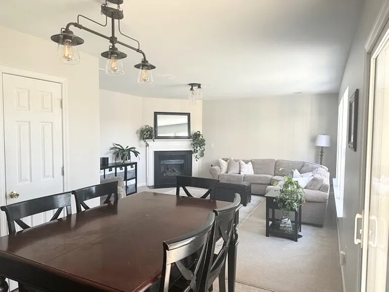 1026 Village Green Ln — Photo 9