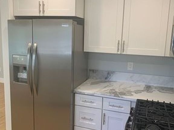 4th image of 1212-1214 Ocean Ave #1214-C