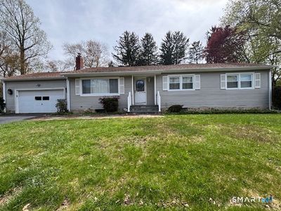 42 Wendy Rd, Trumbull, CT, 06611