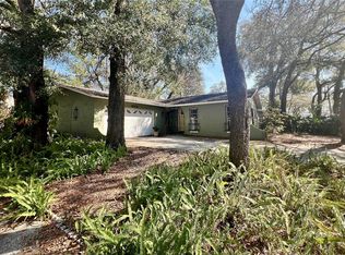 9715 Hidden Oaks Cir, Tampa, FL 33612